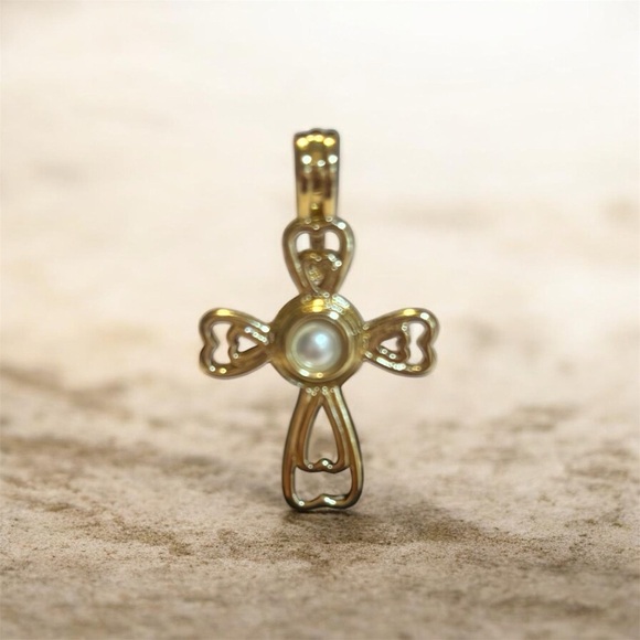 Jewelry - New Gold Cross Pendant with Pearl Accent - Women Jewelry